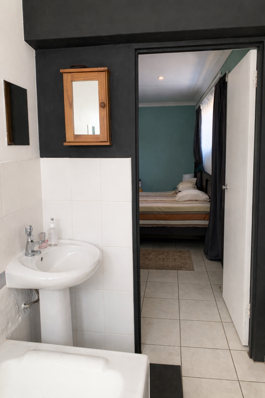 To Let 1 Bedroom Property for Rent in Parklands Western Cape
